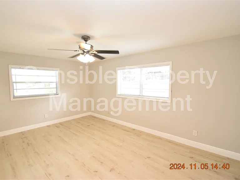 3827 Frostwood Ct — Photo 20