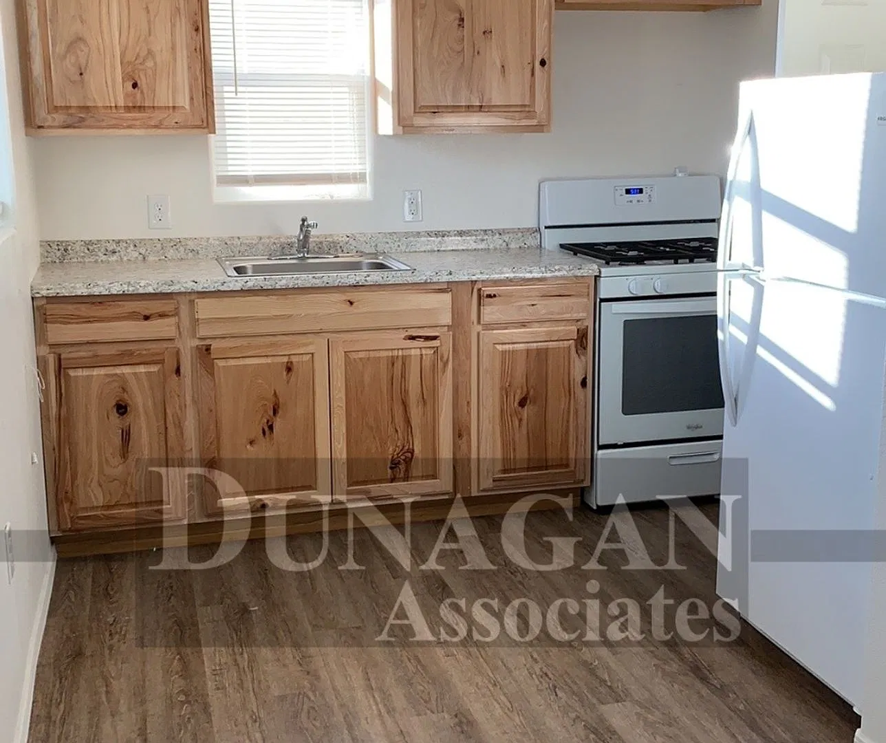 Newer Construction 1 Bedroom - 1 Bath Apartment — Photo 3