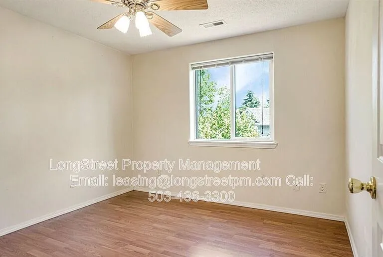 332 NE Carmen Pl — Photo 31