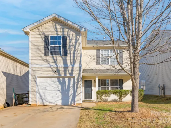5137 Grays Ridge Dr, Charlotte, NC 28269