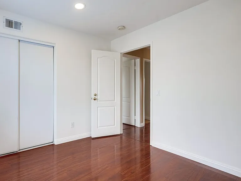 14656 Acacia St — Photo 45