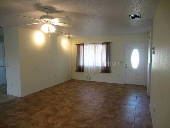 5th image of 18727 Arapahoe Cir