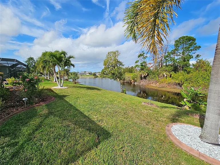 114 Albatross Rd — Photo 36