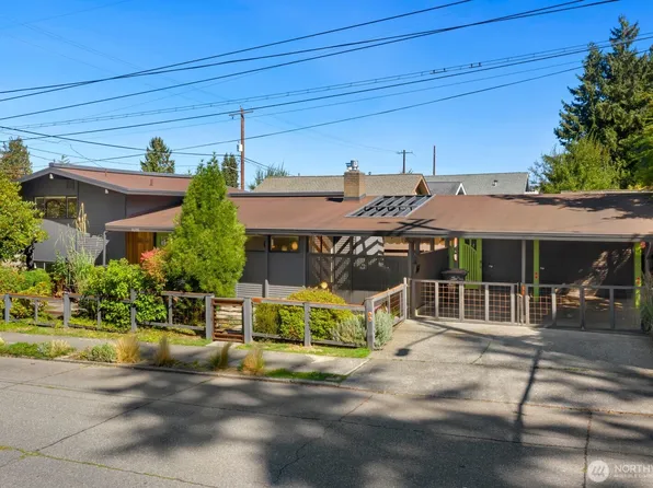 10200 62nd Avenue S, Seattle, WA 98178