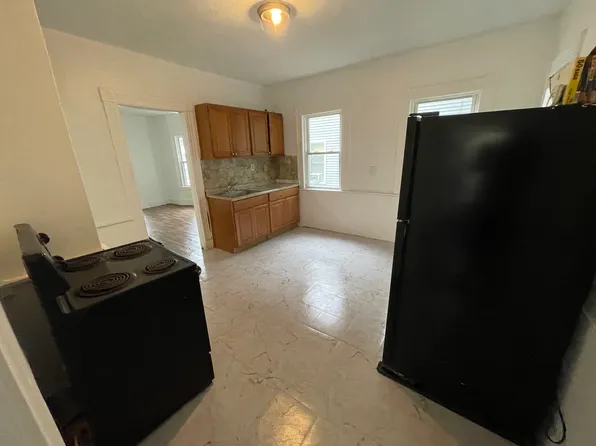 147 Willow St, Waterbury, CT