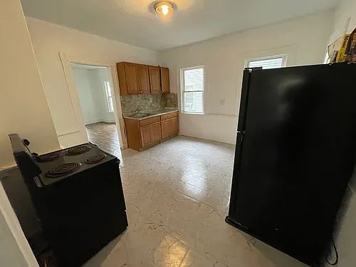147 Willow St #1A Photo 1