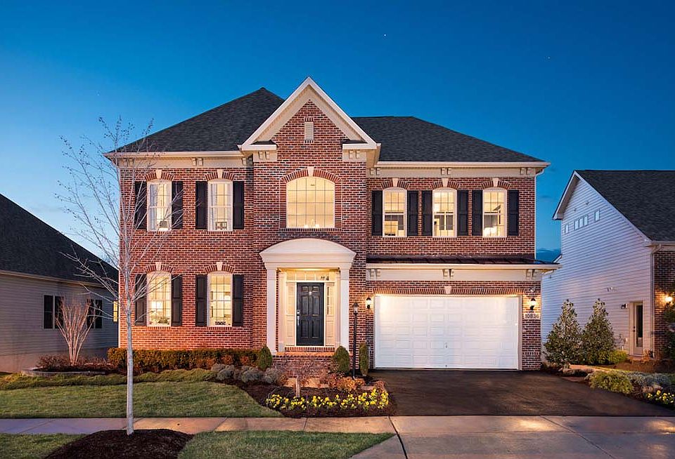 Bradley - Exterior