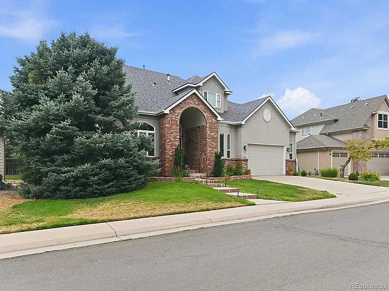2530 Westward Dr — Photo 3