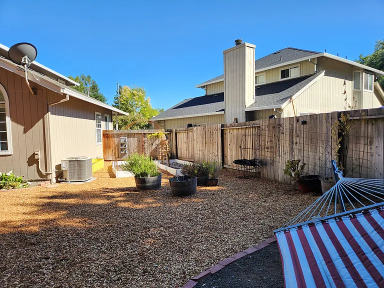 2179 Zinfandel Ave — Photo 26