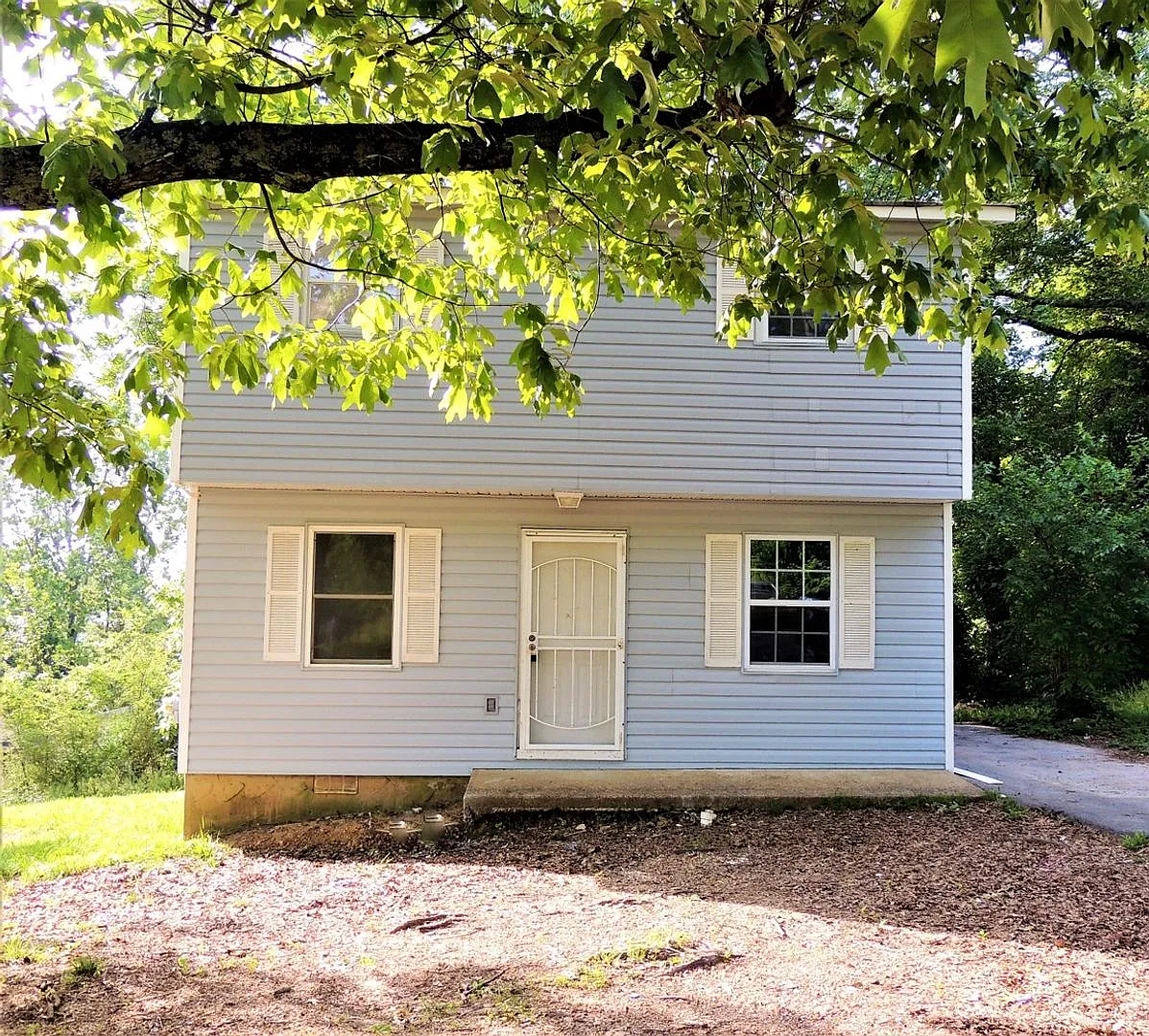 Building Photo - 738 Sylvan Ave