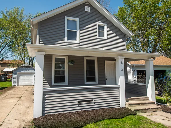 813 W 5th St, Dixon, IL 61021