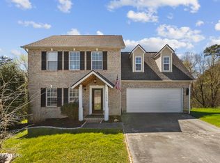 1259 Swan Pond Ln, Knoxville, TN 37914