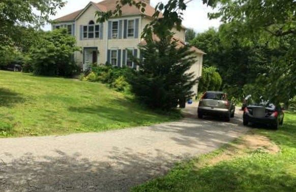 2nd image of 4 Elodie Ln