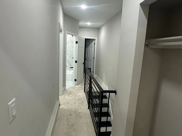 4038 Cambridge St — Photo 13