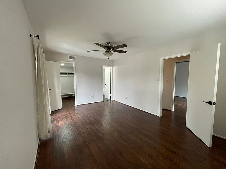 5534 Beverlyhill St — Photo 24