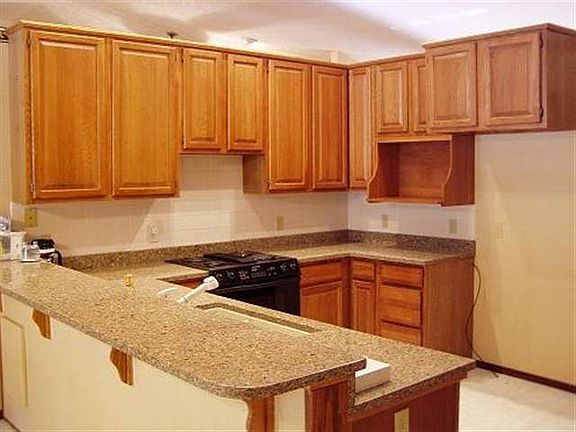 5th image of 1905 N Crooked Creek Dr
