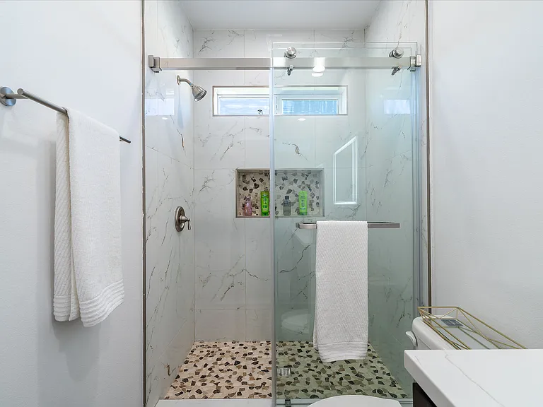 15553 Avenue Manzana — Photo 15