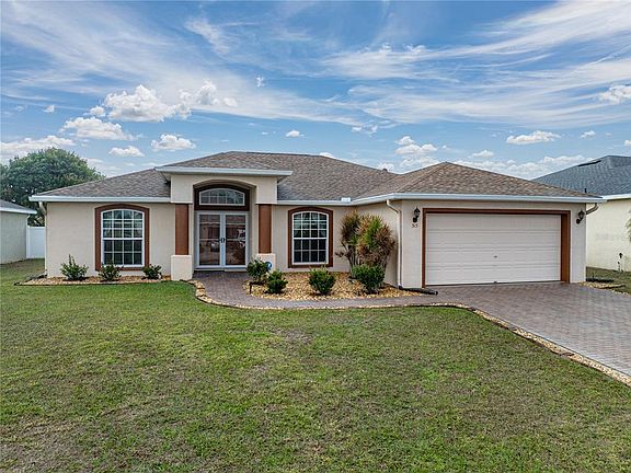 5th image of 315 Cloverdale Rd