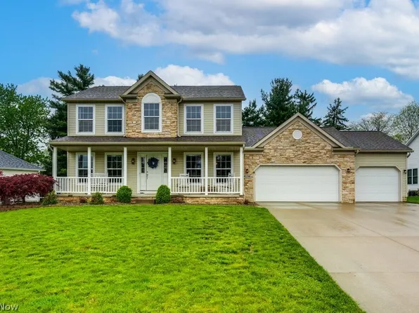 4138 Whispering Springs Ln, Mogadore, OH 44260