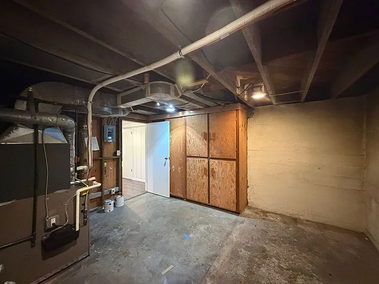 924 N Union Ave — Photo 54