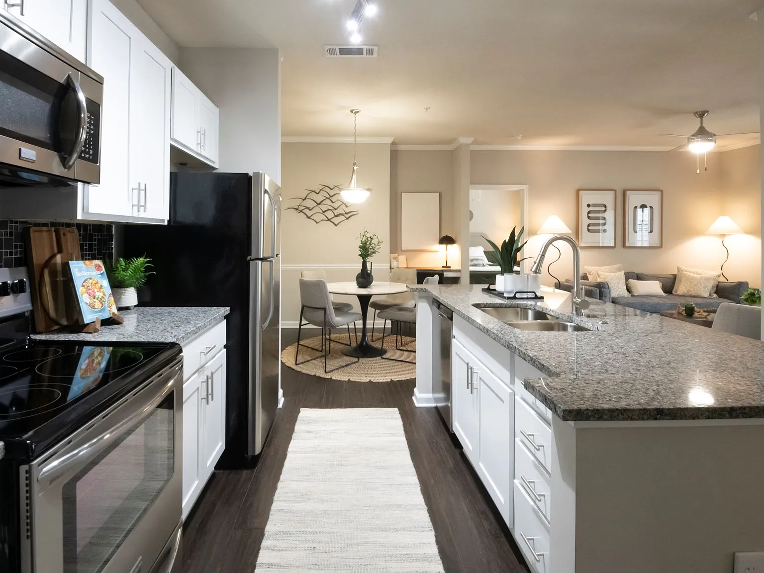 Ansley at Town Center Apartments — Photo 2