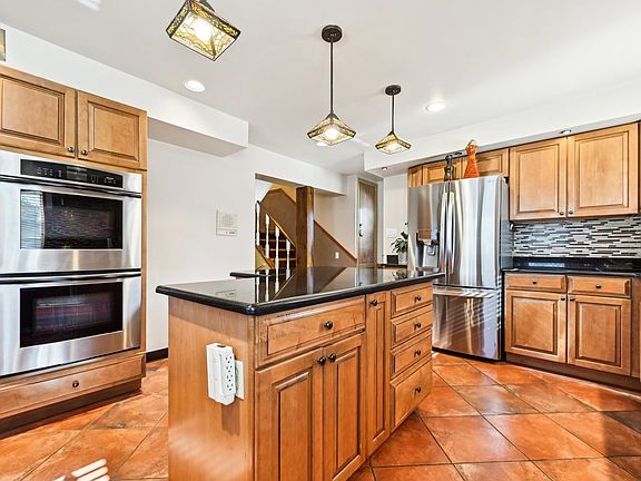 4th image of 8252 N Caldwell Ave