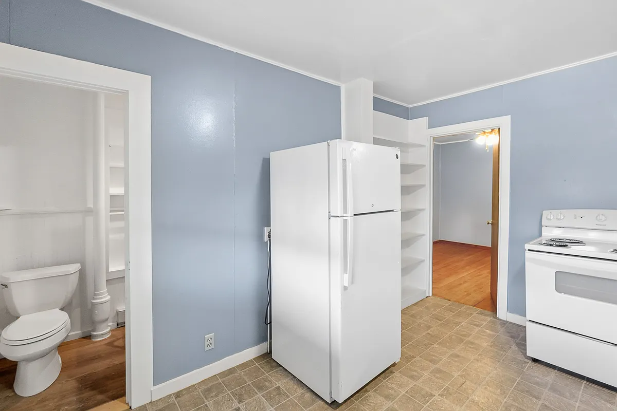 Building Photo - 126 Powhattan St #126