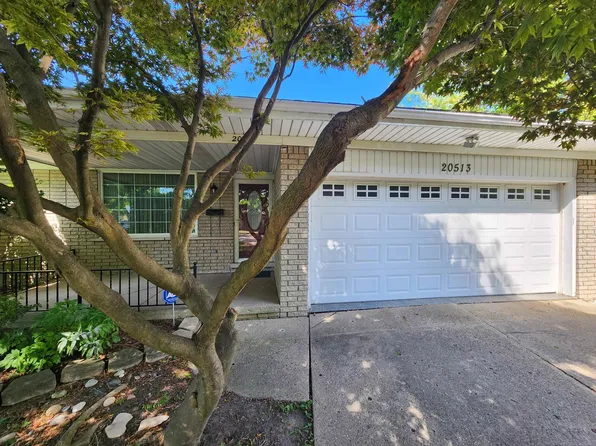 20513 Mauer St, Saint Clair Shores, MI 48080