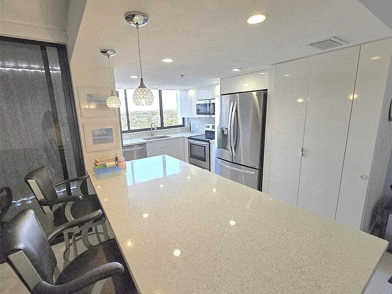 1631 S Ocean Blvd #1006 — Photo 15