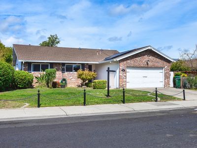 523 E Benjamin Holt Dr, Stockton, CA, 95207