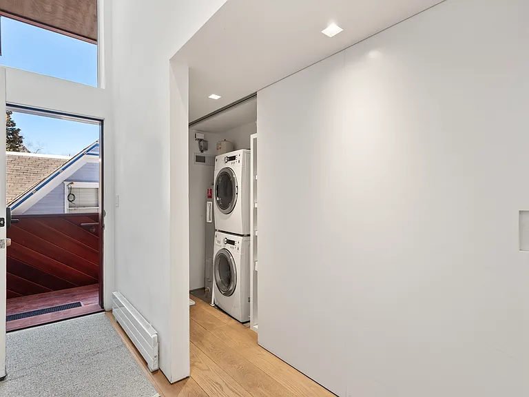311 S Aspen St #5 — Photo 6