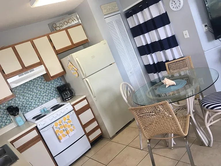 17214 Front Beach Rd #B25 — Photo 27