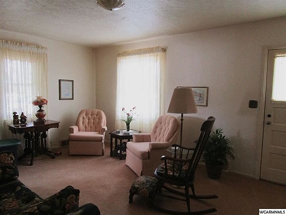 2nd image of 208 Veda Dr