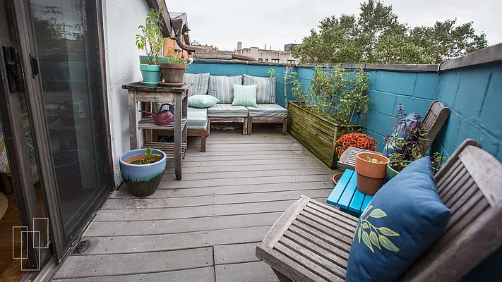 Sold by Garfield Realty  | media 25