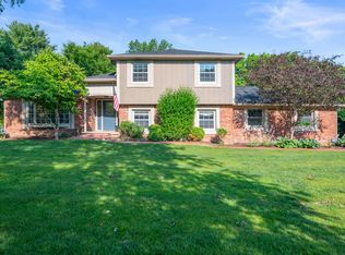 8538 Thornhill Dr, Indianapolis, IN 46256