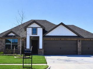 5604 Windstone Dr, Norman, OK 73072