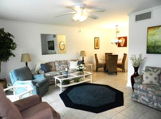 320 North Blvd APT 1C, Boynton Beach, FL 33435