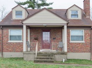 3443 Saint Ann Pl, Cincinnati, OH 45211
