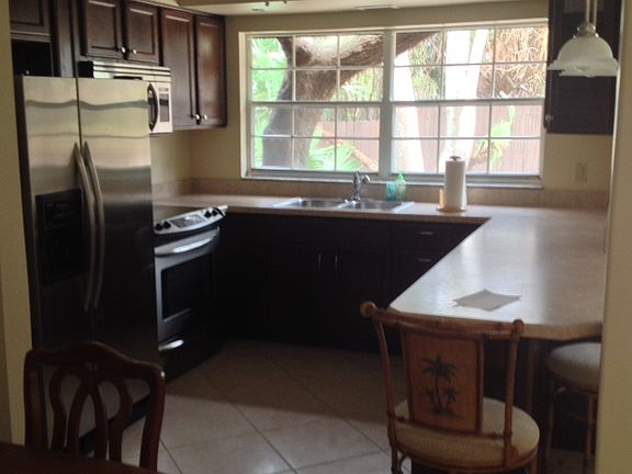 3rd image of 37 Concord Dr