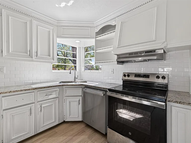 4626 Dewberry St — Photo 16