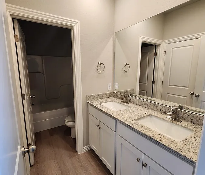 1609 SW Casuarina Dr #2 — Photo 8