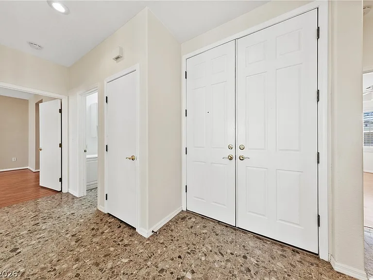 10554 Sopra Ct — Photo 2
