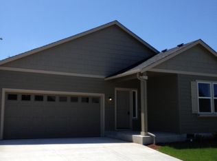 1203 Riverfront Way, Cottage Grove, OR 97424