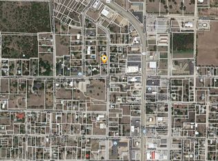 535 N Knox St, Jacksboro, TX 76458