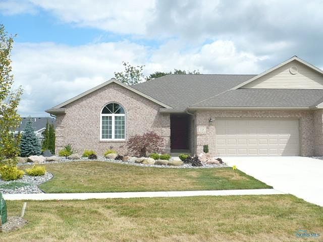 1st image of 228 Berkeley Dr