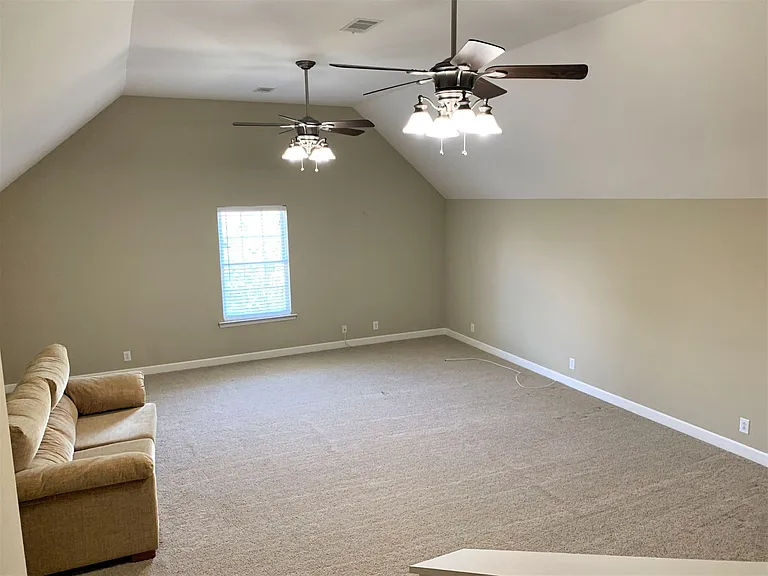 320 Foundry Cir — Photo 23