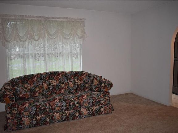 4th image of 1660 S Borel Dr