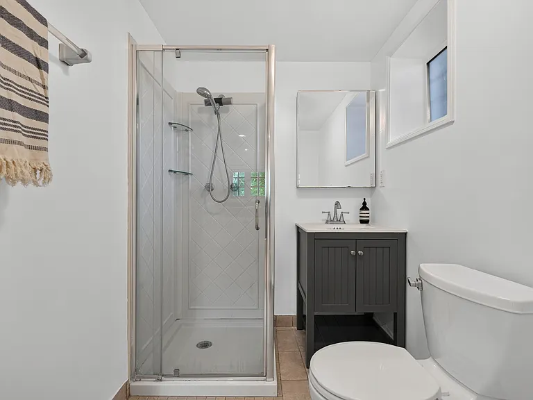Bathroom (larger than it appears in the photo)