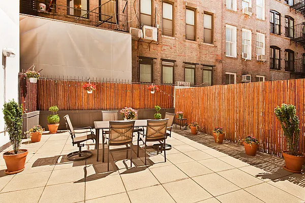 Sold by CORE | media 12