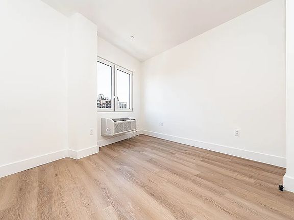 3rd image of 28 Spencer Pl #6F